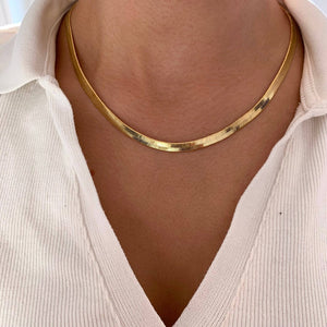 Victoire Collection - Serpentine flat chain necklace