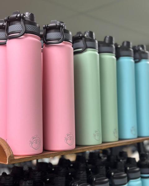 Grace 25oz Insulated Bottle with FlowSip Cap