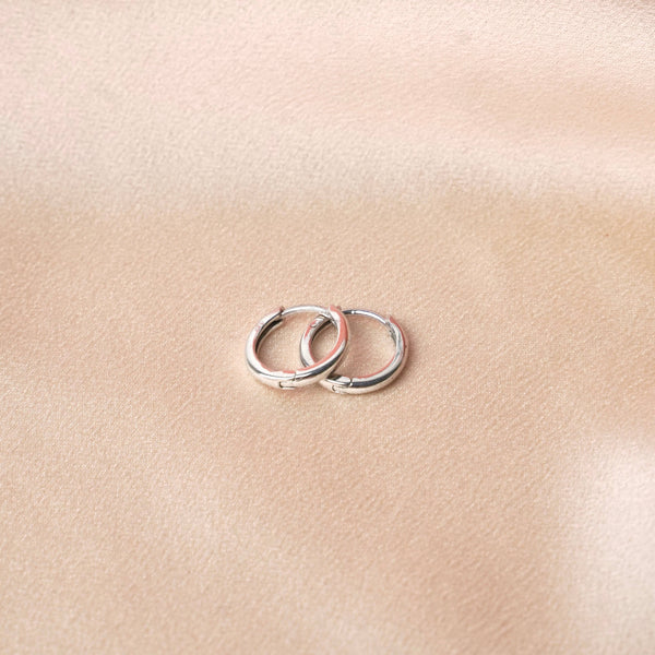 Victoire Collection - Gold plated mini hoop earrings: Silver 925