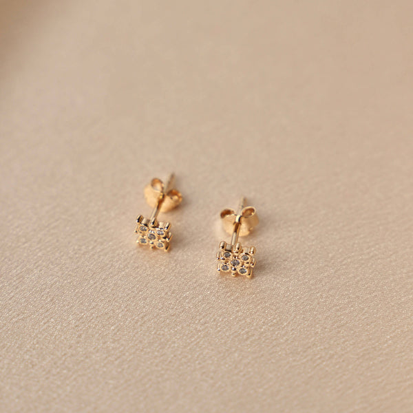 Victoire Collection - Gold plated star set earrings