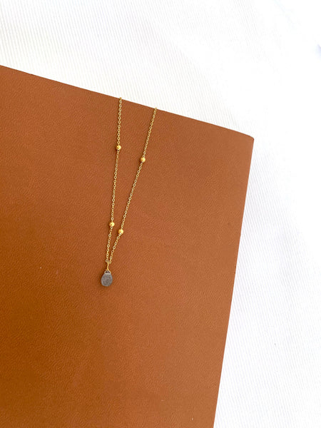 Victoire Collection - Fine necklace with Labradorite