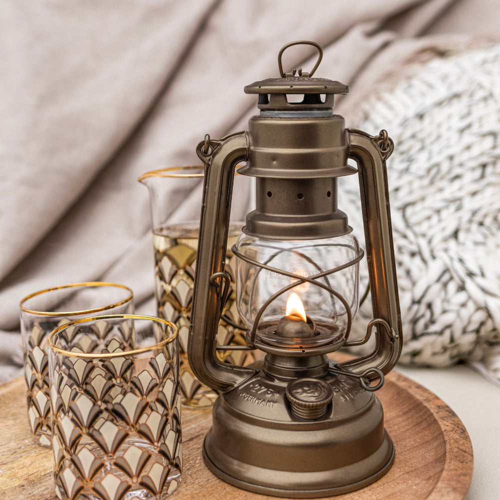 Feuerhand Baby Special 276 Hurricane Lantern – 20 Hour Oil Lamp