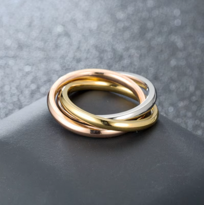 Willow + Wren Everly Interlocking Ring in mixed metal with silver, gold, and rose gold bands